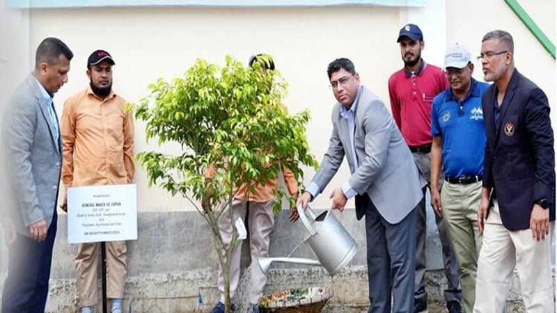বৃক্ষরোপণ কর্মসূচির উদ্বোধন করলেন সেনাপ্রধান