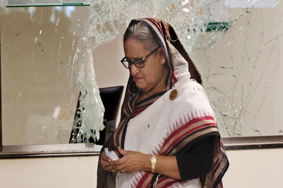 শেখ হাসিনাসহ সব আসামির অব্যাহতির সুপারিশ