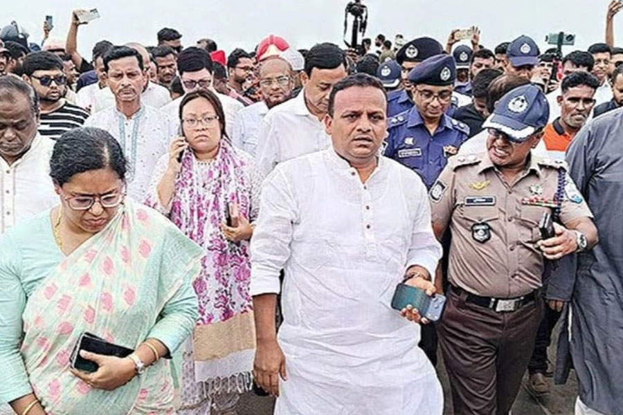 দৌলতদিয়ায় বাসডুবির ঘটনায় দুই কমিটি তদন্তে নেমেছে: নৌপ্রতিমন্ত্রী