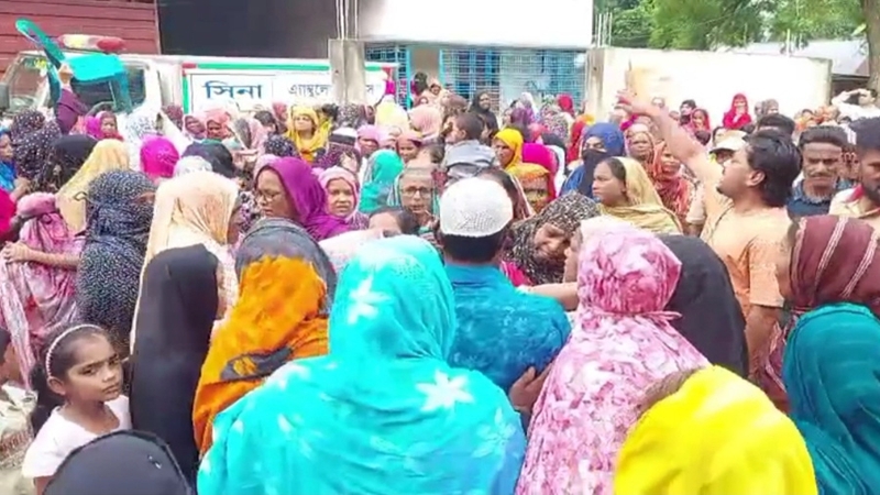 কুষ্টিয়ায় দাফন হলো বিমান বিধ্বস্তে নিহত রজনী ইসলামের