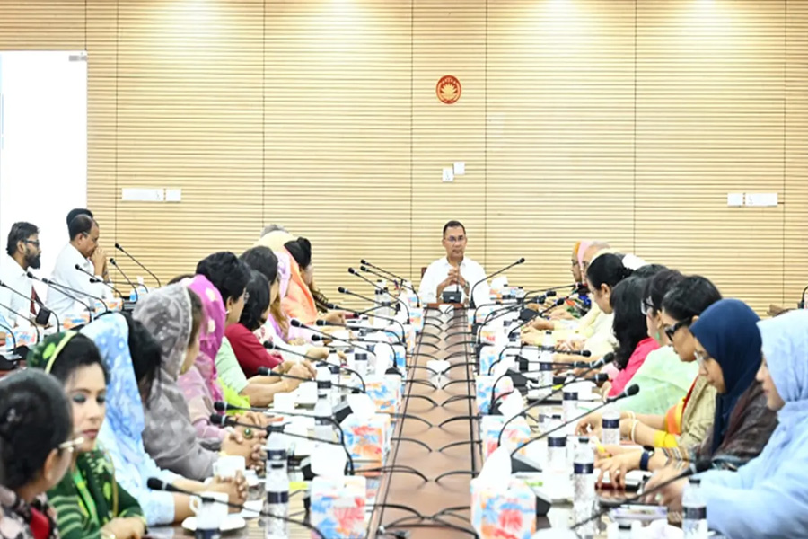 সংরক্ষিত নারী এমপিদের যে নির্দেশনা দিলেন প্রধানমন্ত্রী