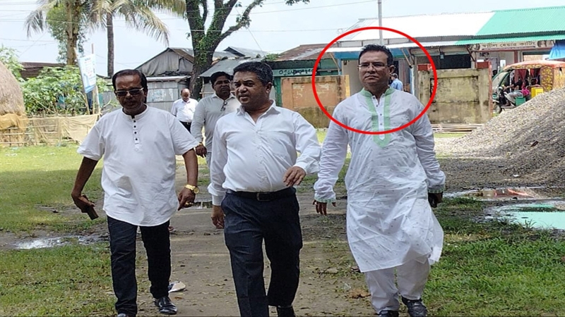 সরকারি গাড়িতে ঘুরে বেড়াচ্ছেন আ.লীগ নেতা