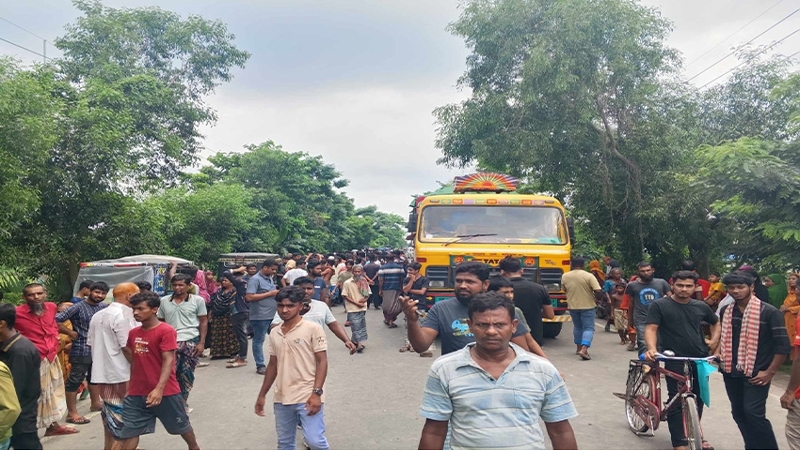 কুষ্টিয়ায় অটোচালকের ঝুলন্ত মরদেহ উদ্ধার