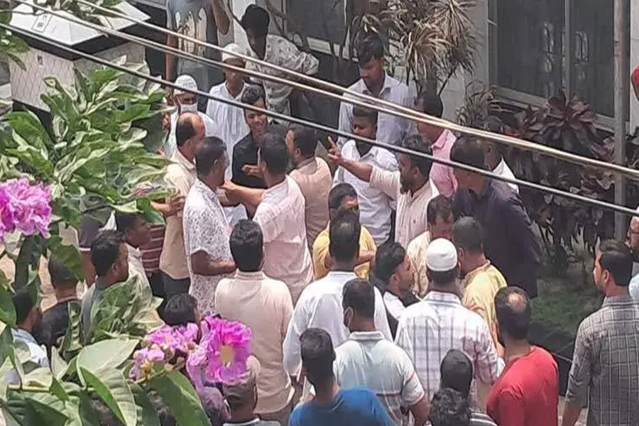 নারায়ণগঞ্জে বিএনপি-এনসিপি-জামায়াতের সংঘর্ষ, আহত ৬