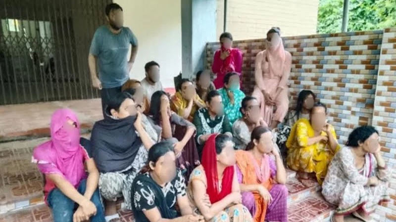 নেত্রকোনায় ২১ জনকে পুশব্যাক বিএসফের