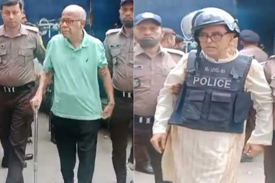 কামরুল-মেননের অভিযোগ গঠন বিষয়ে আদেশ আজ