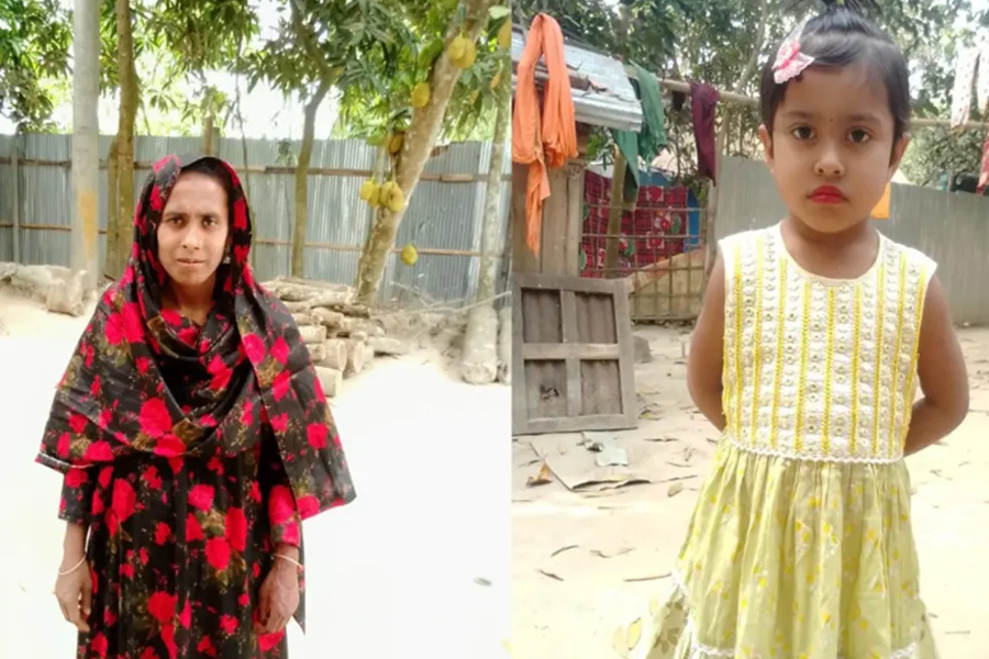 বাস-অটোরিকশার সংঘর্ষে মা-মেয়ে নিহত