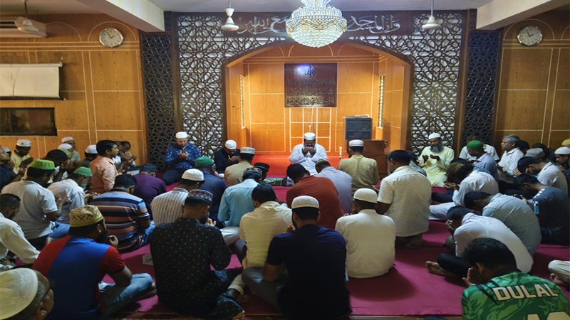 বিমান দুর্ঘটনায় হতাহতের মাগফিরাত কামনায় বেরোবিতে বিশেষ দোয়া
