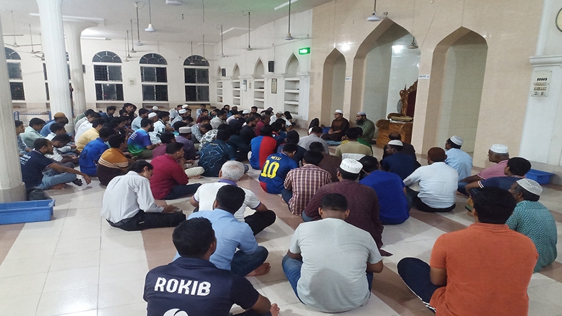 বিমান দুর্ঘটনায় আহত ও নিহতদের জন্য জাবি শিবিরের দোয়া মাহফিল