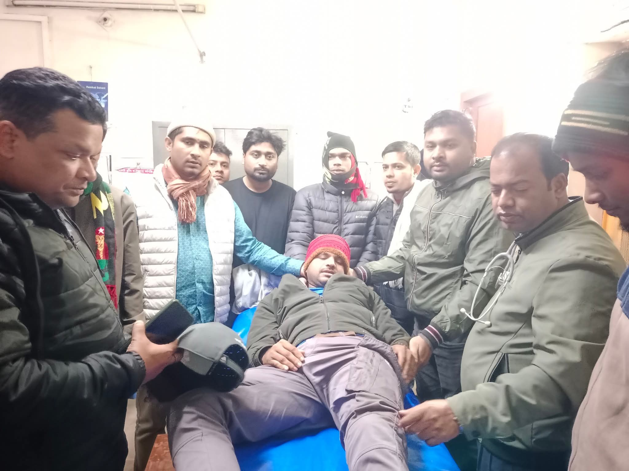 নলছিটিতে রাতের অন্ধকারে ছাত্রদল নেতার ওপর দুর্বৃত্তের হামলা