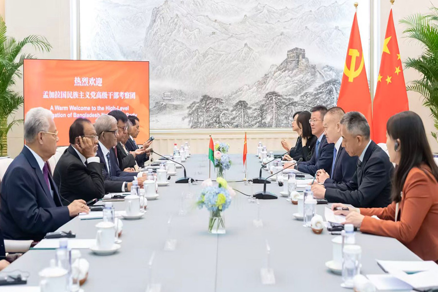 বিএনপি প্রতিনিধিদলের সঙ্গে চীনের শীর্ষ নেতাদের দ্বিপাক্ষিক সভা