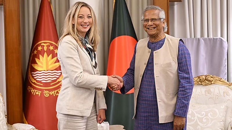 ডিজিটাল স্বাস্থ্যসেবাকে অগ্রাধিকার দিচ্ছি: প্রধান উপদেষ্টা