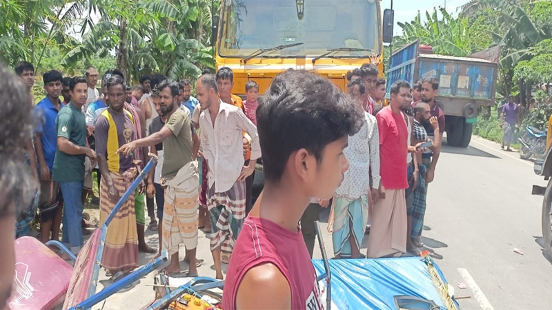 কুড়িগ্রামে ড্রামট্রাক ও অটোরিকশা মুখোমুখি সংঘর্ষে নিহত ২