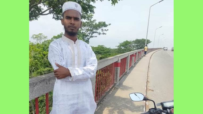 রাজাপুরে যুবতীর সঙ্গে আপত্তিকর ভিডিও ভাইরাল