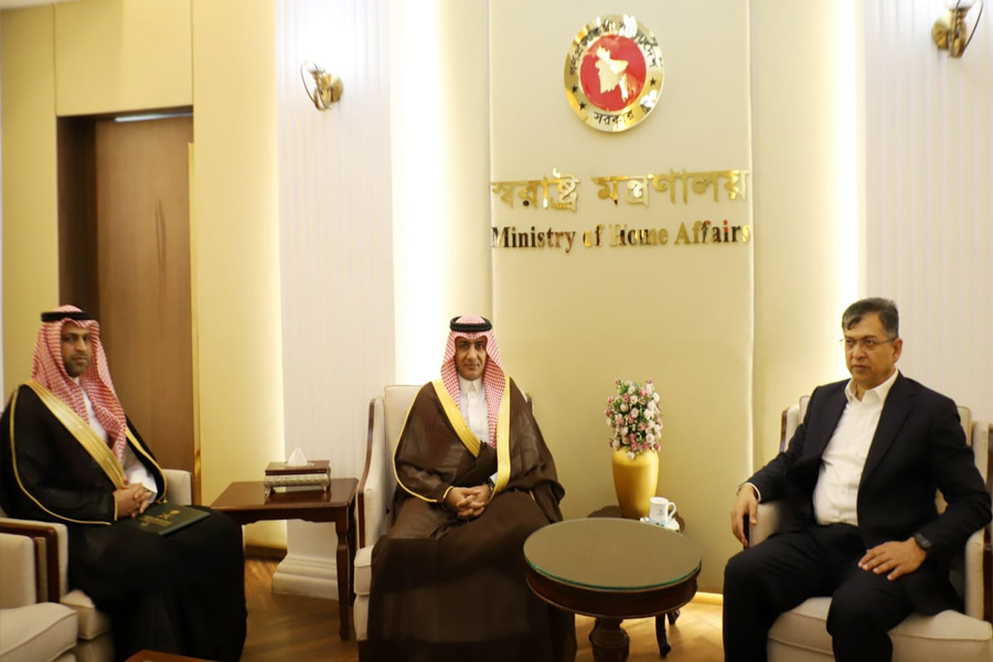 সৌদি আরবে বসবাস করা ২২০০০ রোহিঙ্গাকে বাংলাদেশি পাসপোর্ট দেয়া হয়েছে