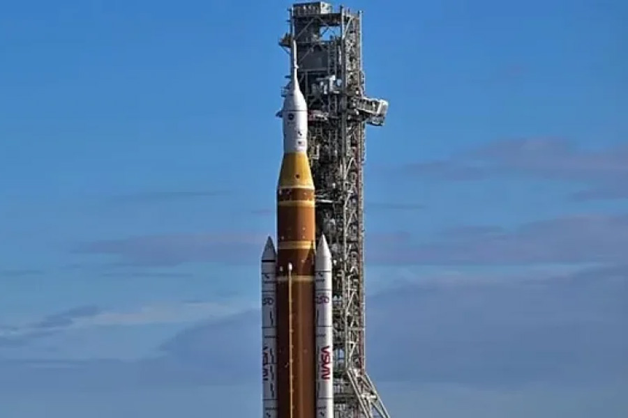 ৫০ বছর পর নাসা চাঁদে মানুষ পাঠাচ্ছে