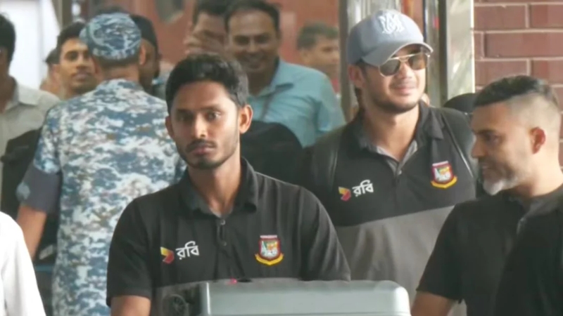শ্রীলঙ্কায় সিরিজ জিতে দেশে ফিরলো বাংলাদেশ দল