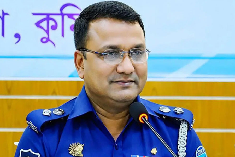 কুমিল্লার এসপি প্রত্যাহারের ভুয়া আদেশ ছড়ানোয় গ্রেপ্তার ২