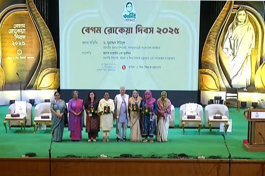 বেগম রোকেয়া পদক পেলেন চার বিশিষ্ট নারী