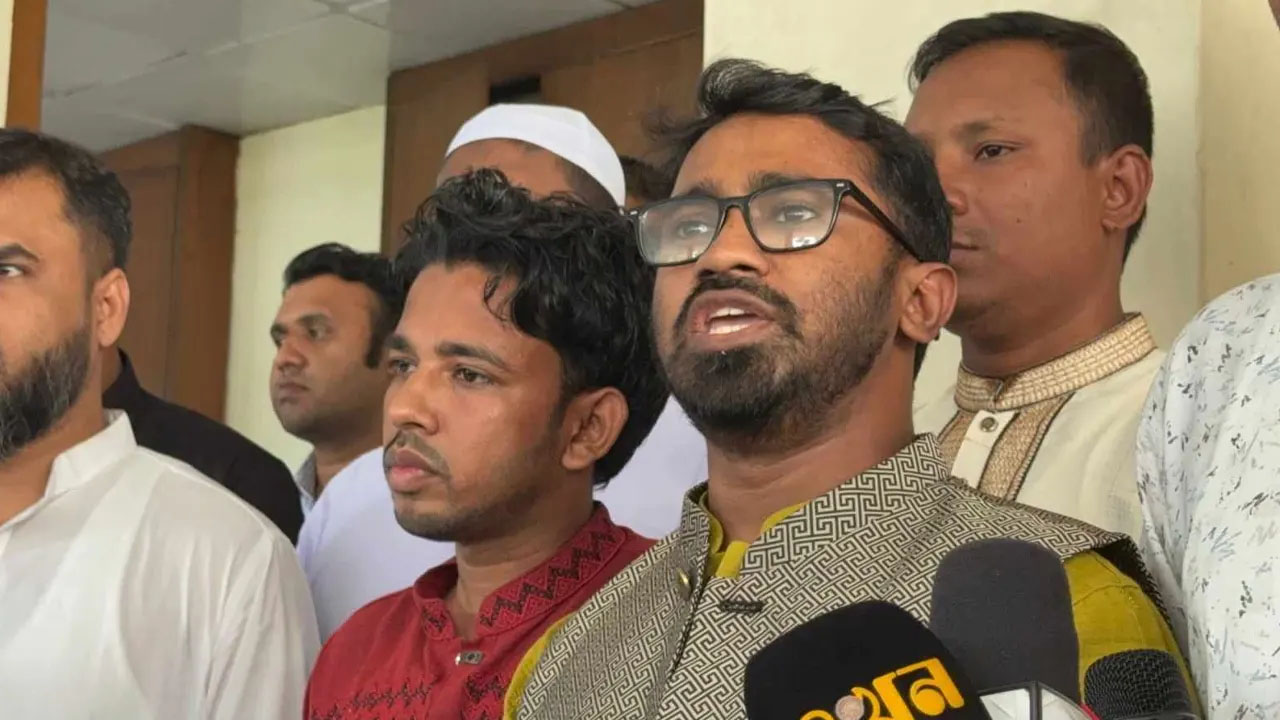 আওয়ামী সুবিধাভোগী কাউকে নির্বাচন কমিশনার হিসেবে মানা হবে না : রাশেদ খান