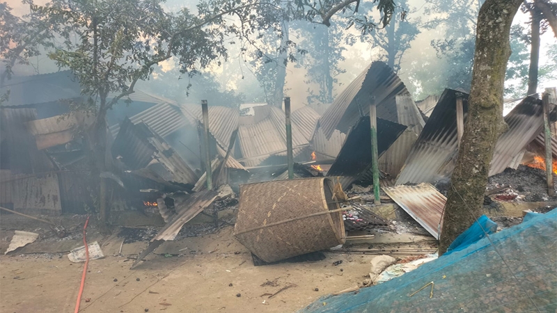 মসজিদের বারান্দা নির্মাণ নিয়ে সংঘর্ষ অগ্নিসংযোগের পর ১৪৪ ধারা জারি