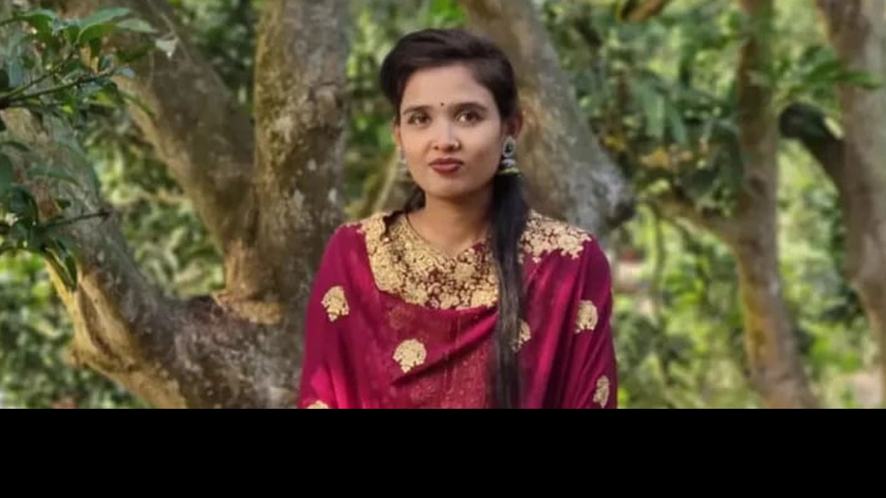 নিখোঁজ রাত্রির সন্ধান চায় পরিবার