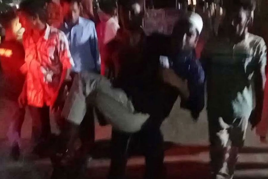 সাভারে এনসিপির সমাবেশে ককটেল বিস্ফোরণ, আহত ৩