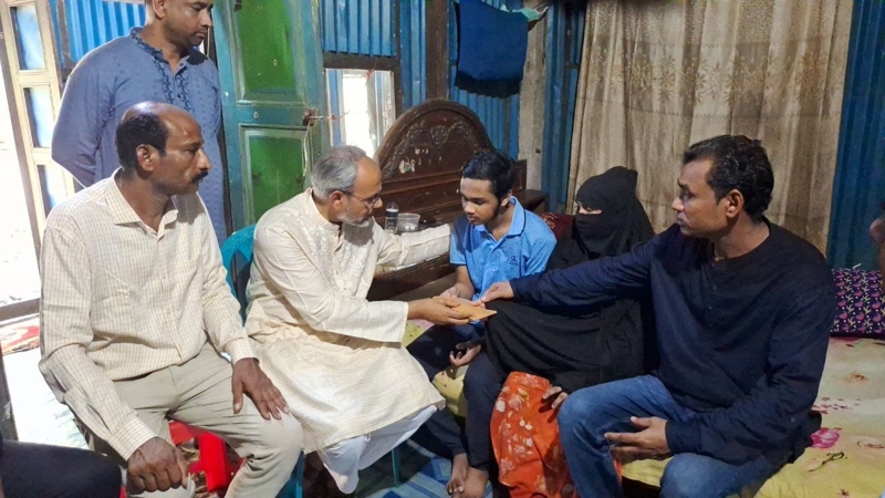 পুলিশের গুলিতে দৃষ্টি হারানো মুবিনের পাশে তারেক রহমান