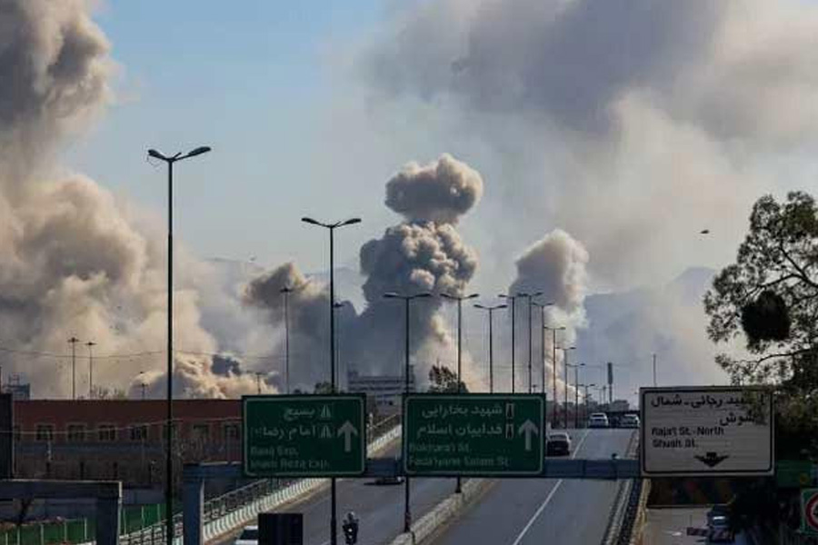 যুদ্ধকালে যুক্তরাষ্ট্র-ইসরায়েলি হামলায় ইরানে নিহত ৩৪৬৮