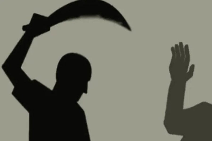 ঢাকায় চায়ের দোকানে বাসচালককে কুপিয়ে হত্যা