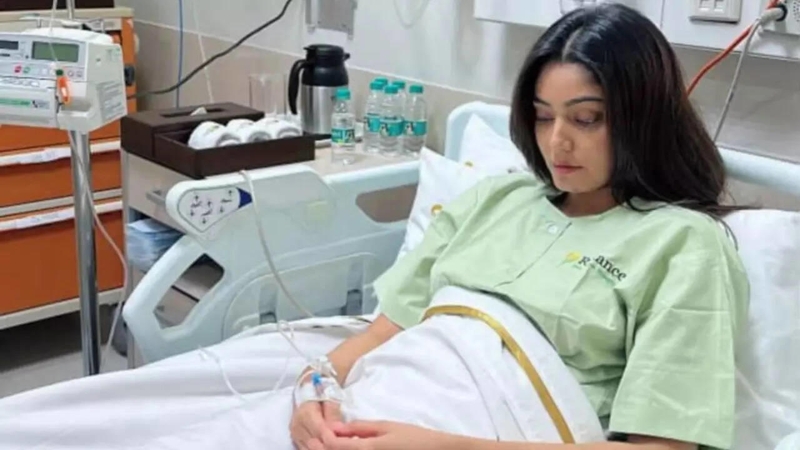 লিভার সিরোসিসে আক্রান্ত সানা মকবুল
