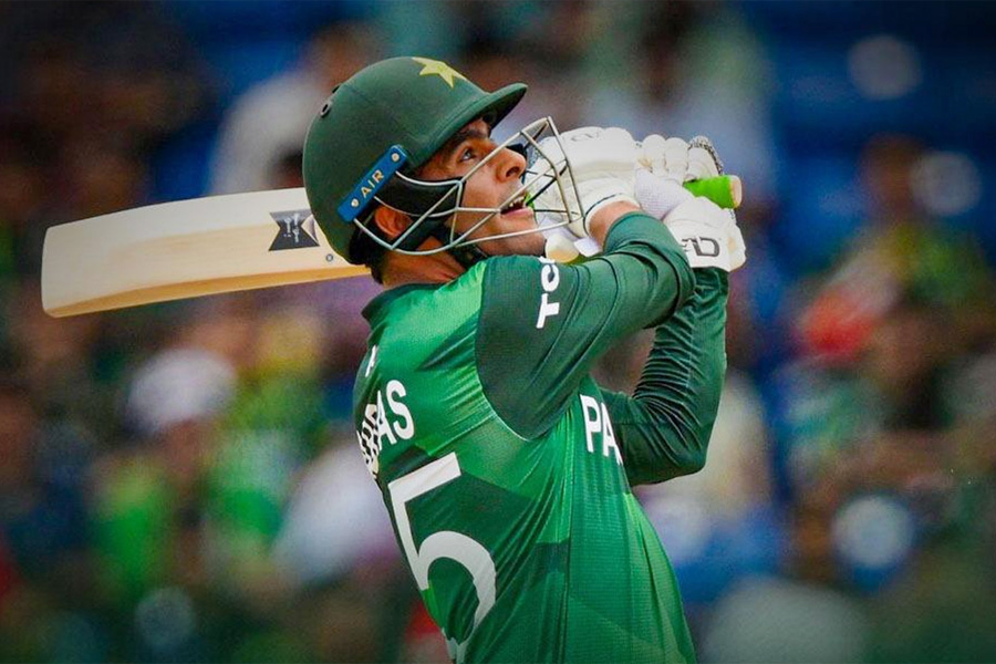 টানা ৬ ছক্কায় পাকিস্তানকে জিতালেন আব্বাস আফ্রিদি