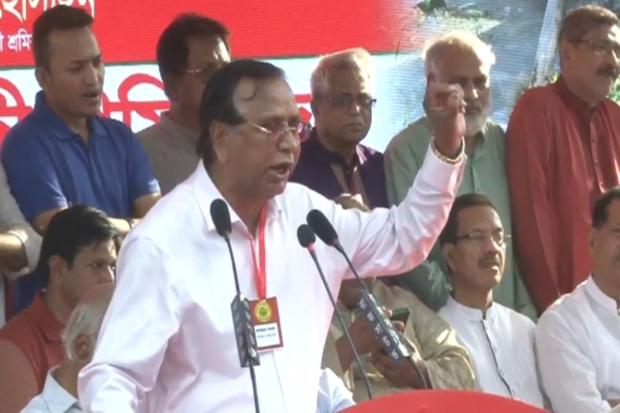 বিএনপি কি ভেসে আসছে? বিরোধী দলকে আবদুস সালম