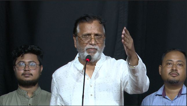 মেধাবীরা যদি রাজনীতি না করে তাহলে রাজনীতি কাদের হাতে যাবে