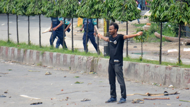 ৩০ আসামির বিরুদ্ধে বিচার শুরু করার নির্দেশ