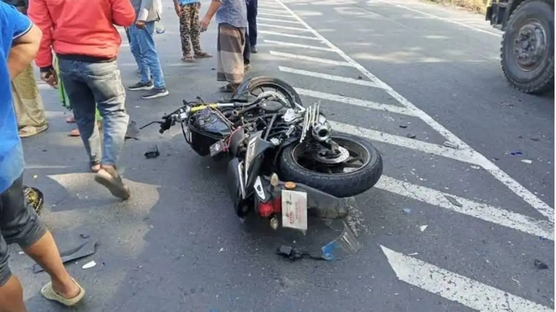 ভূরুঙ্গামারীতে মোটরসাইকেলের ধাক্কায় নারী নিহত