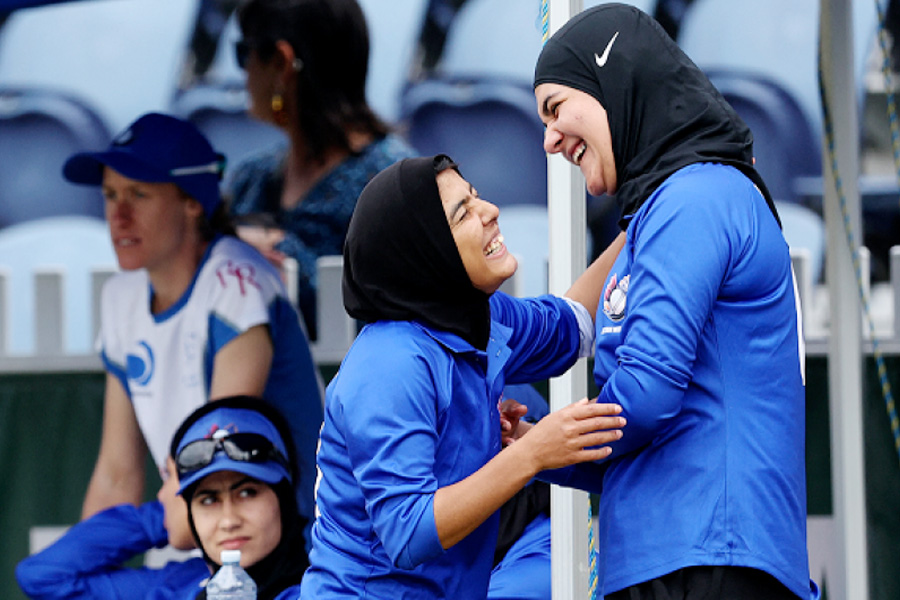 উদ্বোধনী ম্যাচে আফগান নারী ক্রিকেটাররা