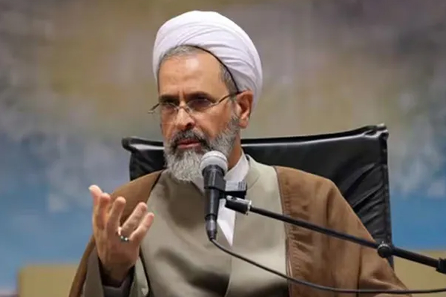 ইরানের অন্তর্বর্তীকালীন নেতা হিসেবে আলী রেজা আরাফির নাম ঘোষণা