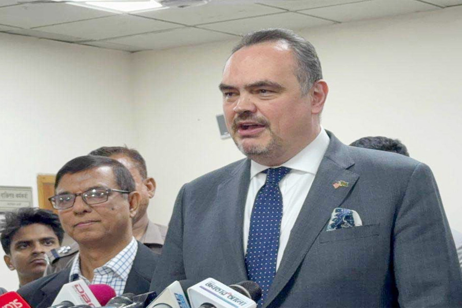 যুক্তরাষ্ট্র কোনো পক্ষ নেবে না