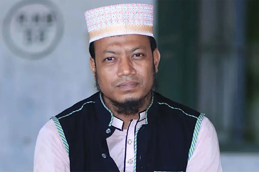 বিদ্যুৎমন্ত্রীর মামলায় আত্মসমর্পণ করতে আদালতে আমির হামজা