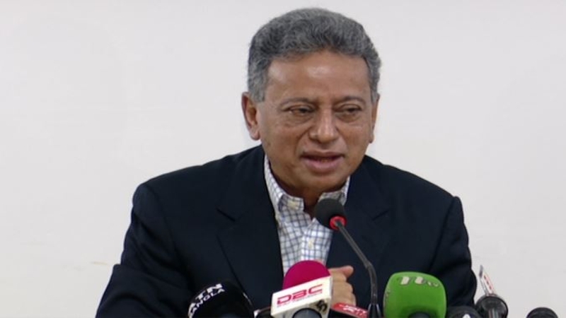রাজনীতির মতো অর্থনীতিও গণতান্ত্রিক করতে হবে: আমীর খসরু
