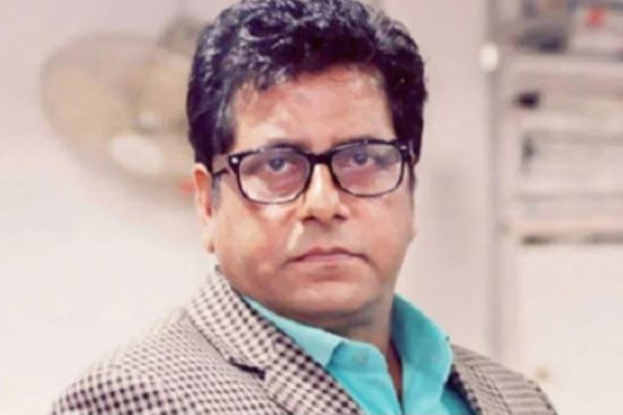 সাংবাদিক আনিস আলমগীরের বিরুদ্ধে দুদকের মামলার সিদ্ধান্ত