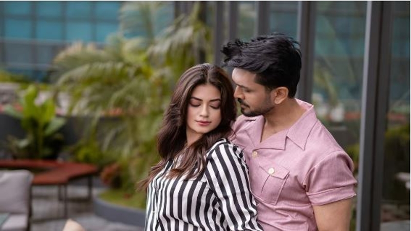 শুভ ভাইয়ের সঙ্গে বাস্তবে কিছু হওয়ার সম্ভাবনা নেই- মন্দিরা