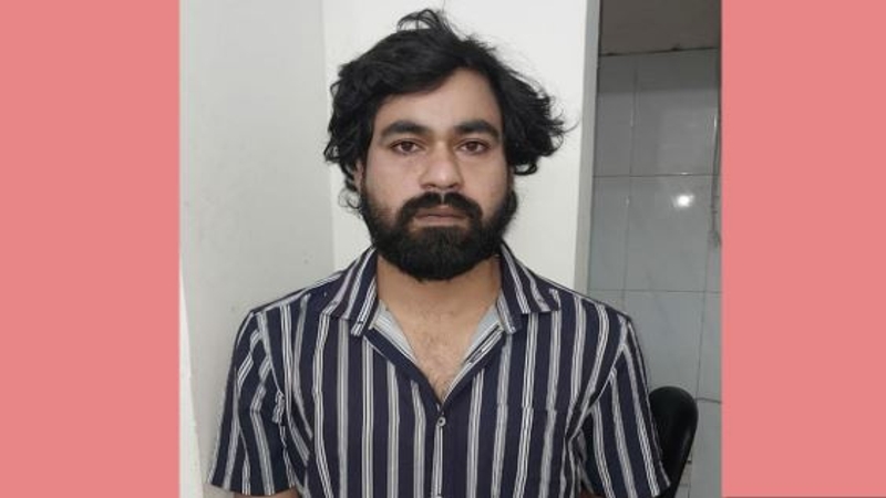 ধানমন্ডি থেকে নিষিদ্ধ ছাত্রলীগ নেতা লাভলু গ্রেপ্তার