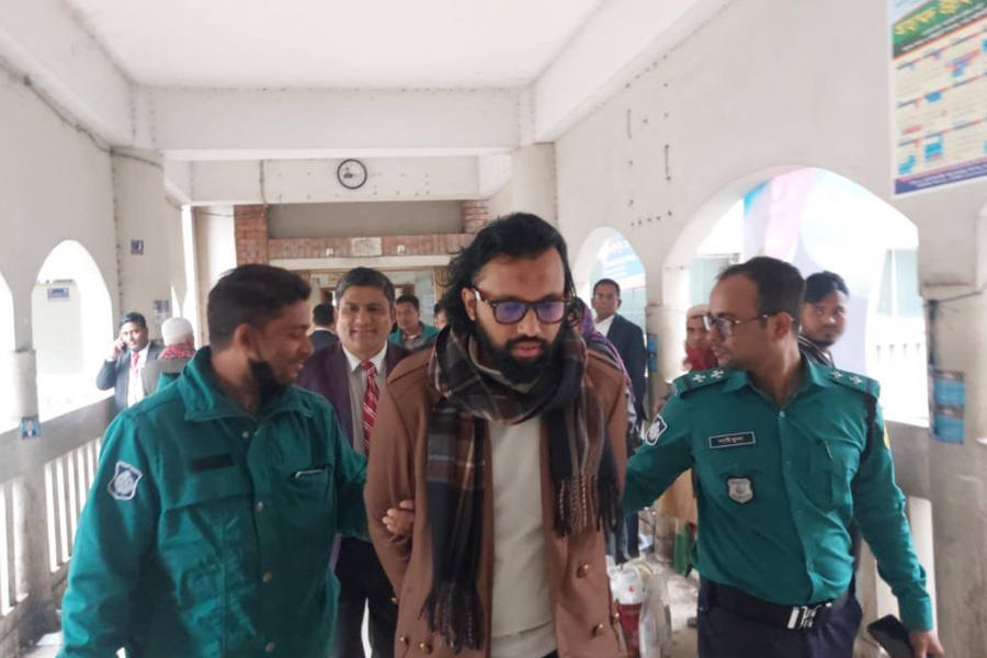 বিএনপি কার্যালয়ের সামনে আটক যুবকের ৩ দিনের রিমান্ড