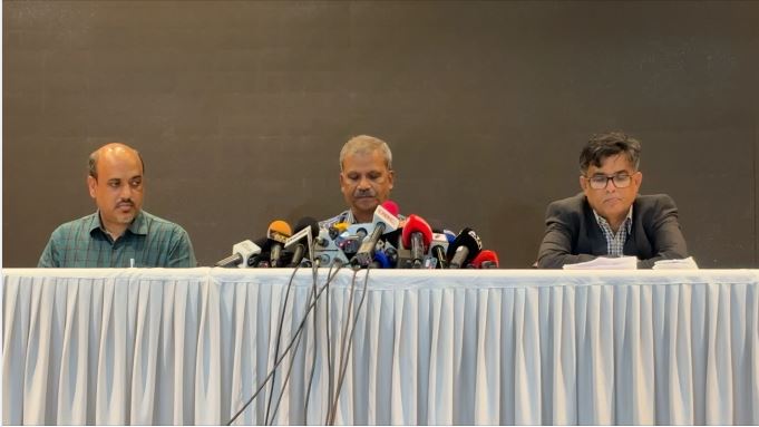 ফেব্রুয়ারিতেই নির্বাচন হবে: আসিফ নজরুল