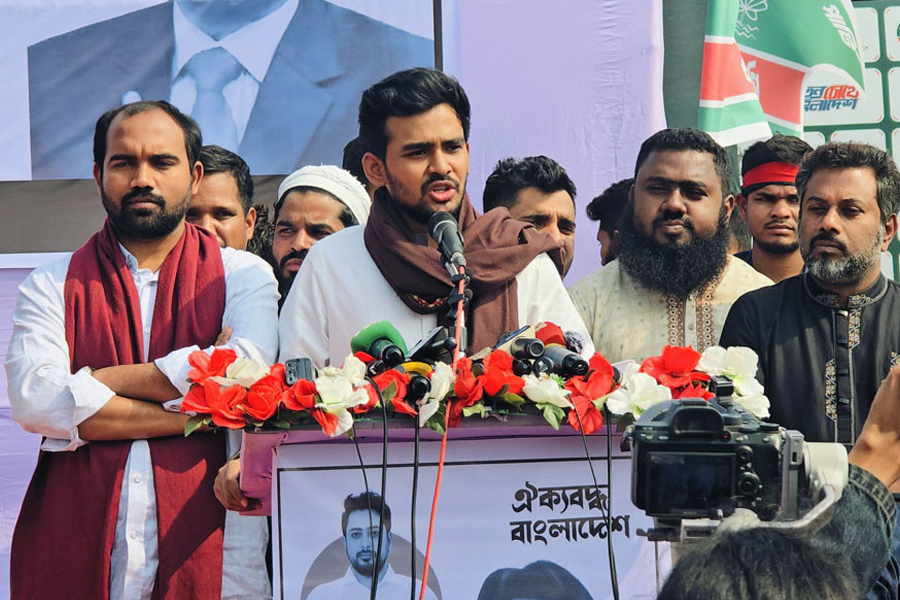 বিজয় ছাড়া ঘরে ফেরা যাবে না: ১১ দলীয় জোটকে আসিফ মাহমুদ