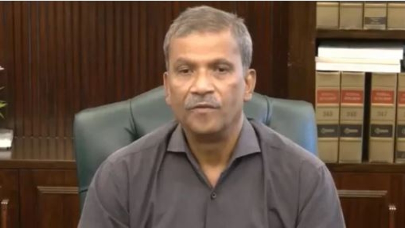 সরকারি চাকরি অধ্যাদেশ পর্যালোচনায় কমিটি হচ্ছে : আইন উপদেষ্টা