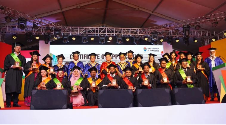 কেবল ডিগ্রি নয়, সক্ষমতা ও শৃঙ্খলাও জরুরি : আসিফ নজরুল