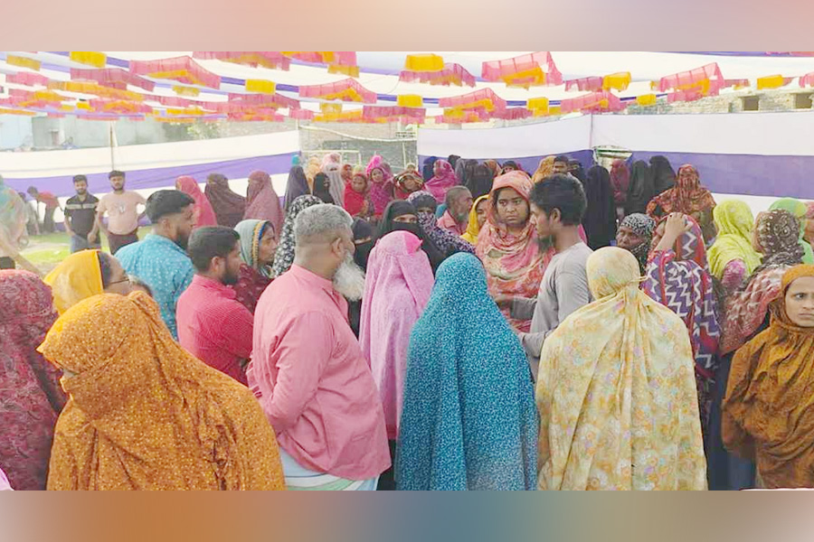 ঈদের মাংসের লোভ দেখিয়ে ৭৭ লাখ টাকা আত্মসাৎ